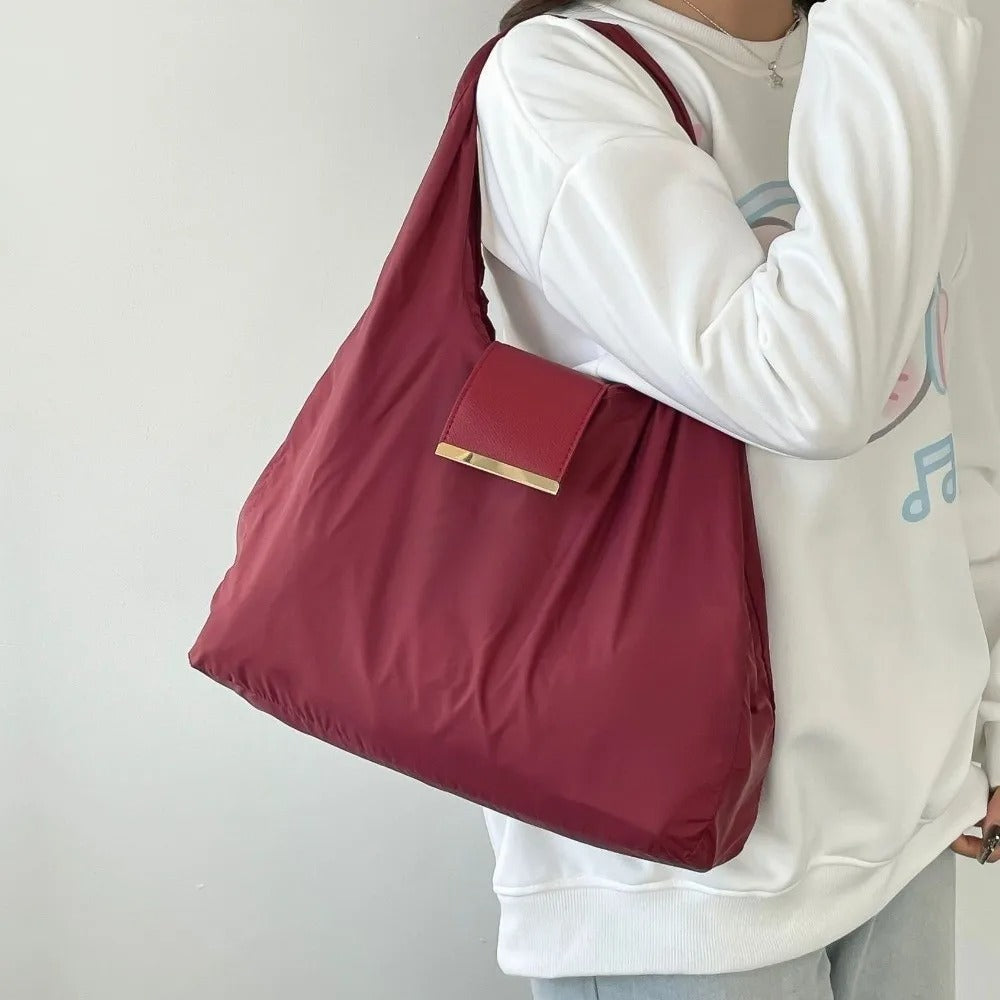 🛍️ Mini Keychain Foldable Tote Bag