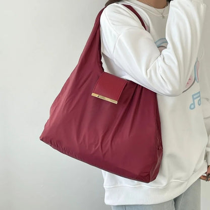🛍️ Mini Keychain Foldable Tote Bag